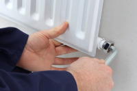 Pour bien installer votre radiateur, préparez les outils !